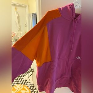 super big and comfy nike pink/orange sweatshirt